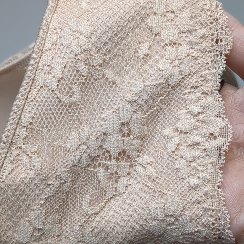 Maidenform Racerback Bra - Picture 4 of 5